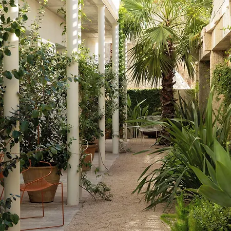 Patio Do Tijolo 4* ליסבון